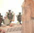 «МОДА В ЗЕРКАЛЕ ИСТОРИИ» Женский костюм бежевого цвета из шёлка, состоит из кофты и юбки, украшенных рюшами (ручной и машинный индивидуальный пошив). Конец XIX – начало XX века. - Веневский краеведческий музей