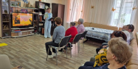 Центральная библиотека: «Красота, живущая в стихах» (18+) - Веневская библиотека